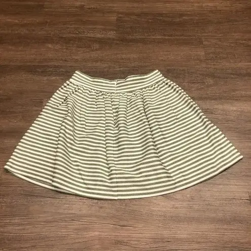 Pins & Needles Full Pleated Mini Skirt Pockets Ivory Green 2 Unlined Stripes Zip