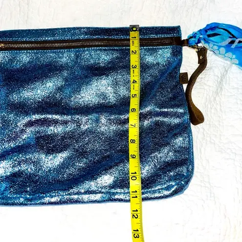 Head REGAL Blue Shimmer Zipper Wristlet Pouch