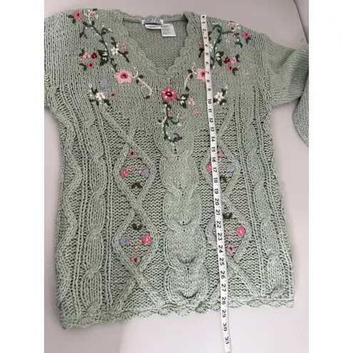 Vintage Women's Sage Green Chunky Hand Cable Knit Floral Embroidered Sweater M Size M