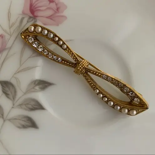 Pacific&Co Victorian Style Bow Brooch with faux pearls & Faux diamonds •Vintage 1928 Jewelry .
