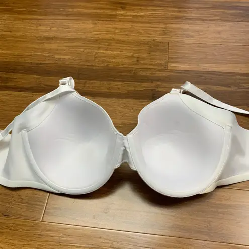 Olga White Full Coverage Underwire Adjustable Bra Size 42C Lightly Lined Comfy Size undefined - Image 4