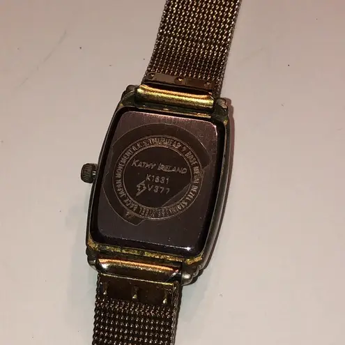 Kathy Ireland Vintage Mesh Stainless Steel Gold Tone Watch Wristwatch