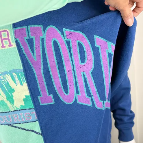 Cute Niagra Sweatshirt Size XS/S Blue