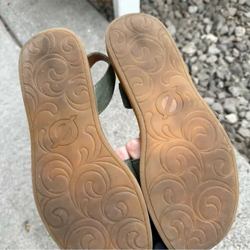 B.Ø.C Børn Suede Leather Flat Didi Sandals 9M Casual, Cushioned, Buckle Strap Green Size 9