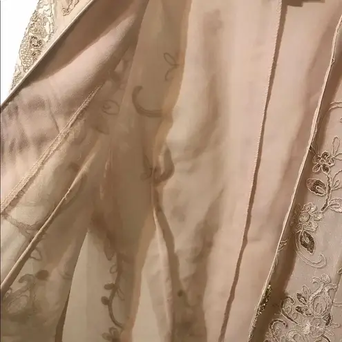 Women’s Blazer Top Embroidered Sequin Beige Lined Fits 1X/2X.