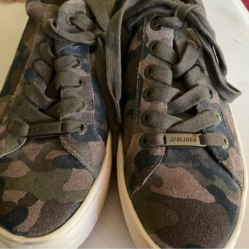 J Slides Hilton Camo Lace Up Platform Sneakers Size 6 Green