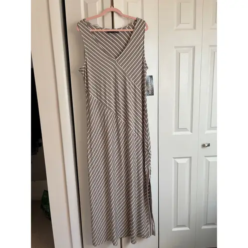 Nina Leonard  NWT Asymmetrical Stripe Maxi Dress White & Taupe Size 1X MSRP $120