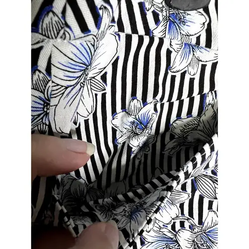 EUC Patchington Striped Hawaiian Floral Skort Coastal Grandma Nautical Size 14 Black