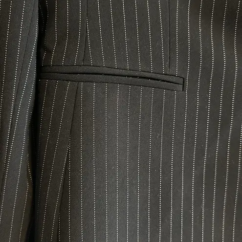 Tahari ASL Women’s Petite Becca Black with White Pink Stripes Blazer Size 4P