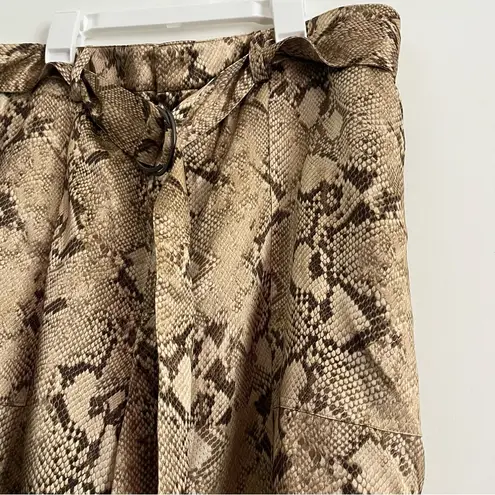 Banana Republic  • NWT 100% Silk Snake Print Shorts with Belt