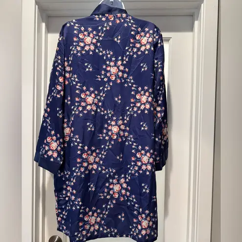 Morgan Lane NWT Floral Navy Kimono Robe Size S/M Satin Cottagecore Dressing Gown