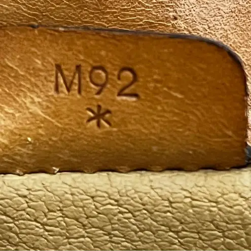 CELINE Macadam Turnlock Circle Logo Shoulder Bag M92