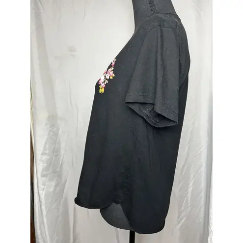 Modern Lux MODERN LUX Savage” Floral Graphic tee, Black , Size L