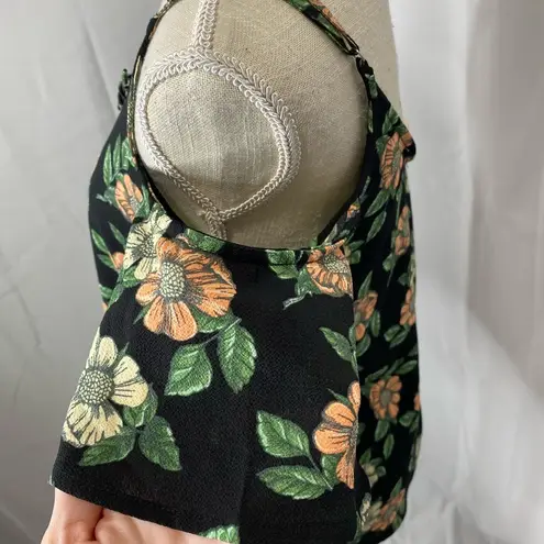 Sweet Wanderer cold shoulder top