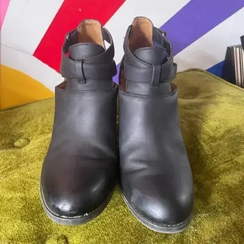 Natural Soul  black booties Size‎ 11 Super Cute! GUC! 008