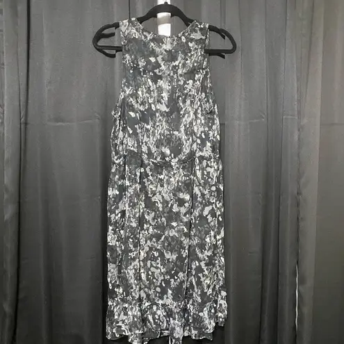 Converse  one star V neck sleeveless sheer gray/black dress