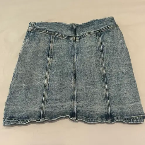 Signature 8 Denim Skirt