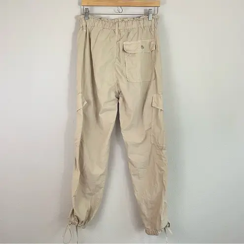 AMO Oatmeal Parachute Cargo Pants Size Medium Tan