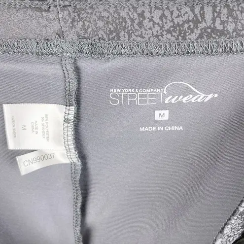 New York And Company Streetwear Leggings Casual Pants Grey Black Size Medium
