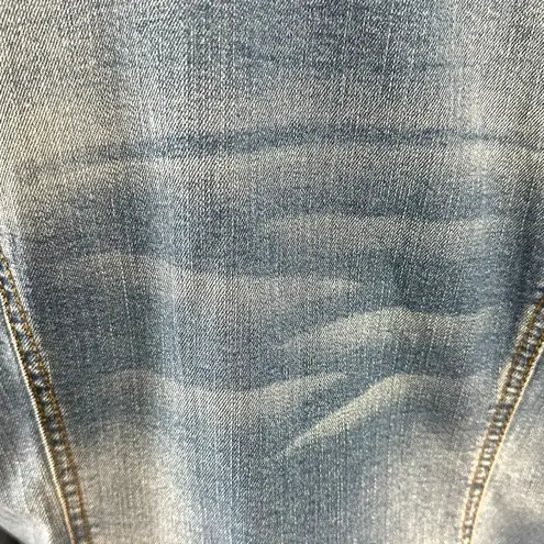 Vintage Flower Brooch & Mossimo Denim Jacket Size XXL Bohemian Fall Distressed Blue