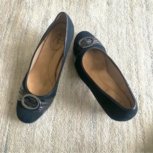 Life Stride Whitney Pump Heels