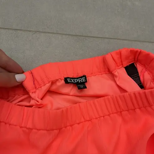 EXPRESS  women XS Neon pink high low sheer skirt lining and elastic waistband