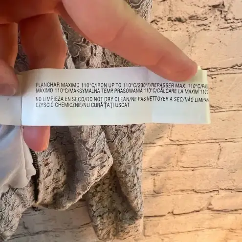 ZARA  Women’s Light Blue Lace Cropped‎ Zip Up Jacket Size Medium