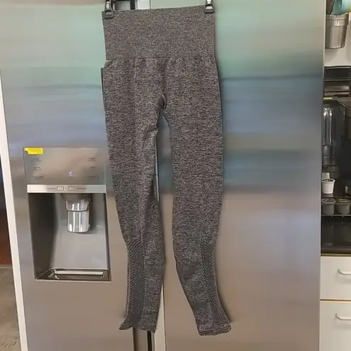 Lysse 💕💕 Payton Compression Seamless Mesh Legging