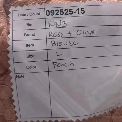 Rose + Olive Lace Top Size Large Peach