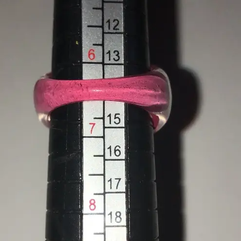 Size 6.5 Pink & Red Resin/Plastic Boho Dome Heart Ring