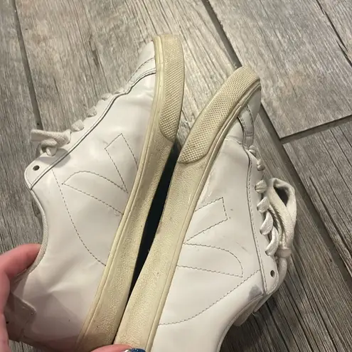 VEJA  White Minimalist Sneakers with Rubber Sole