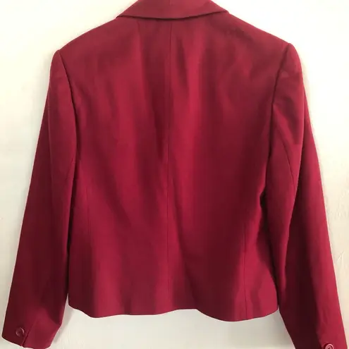 Pendleton Womens Short Jacket 100% Virgin Wool Size 6 Dark Red Made In U.S.A