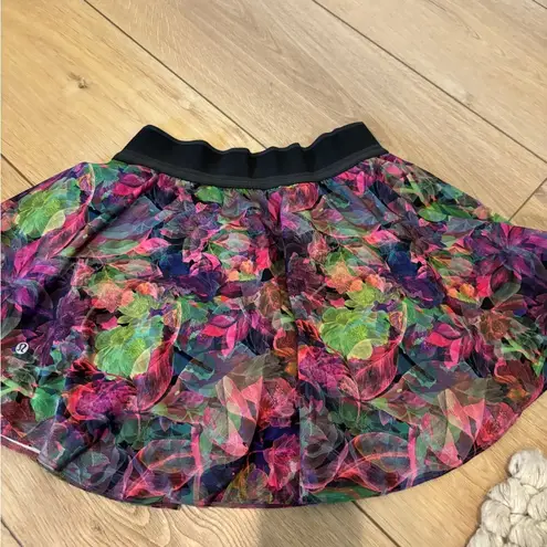 Lululemon  court rival skirt