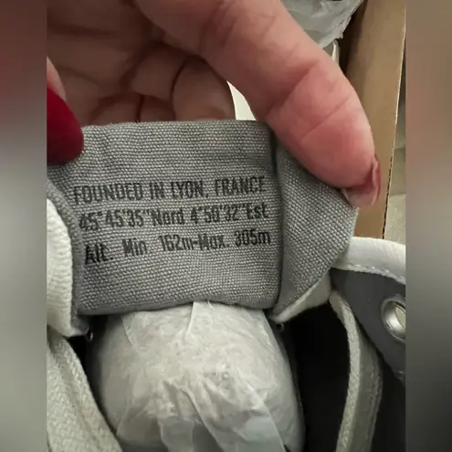 Palladium PAMPA HI high top lace up boots/sneakers , size 8.5 white on white