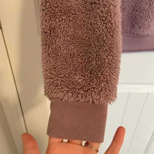 Cold Crush EUC |  women’s‎ plush pullover pompom drawstring hoodie — small