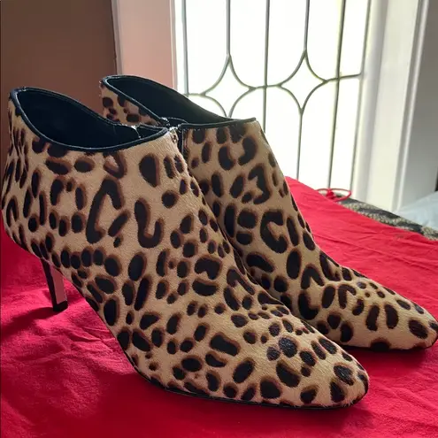 Pelle Moda Booties Leopard Print Ankle Boots Size 8 Brown
