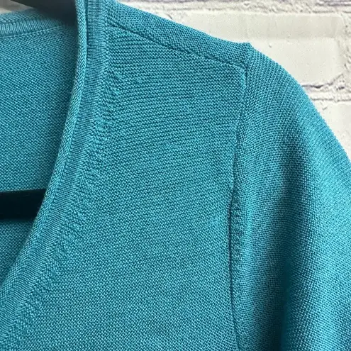 Eileen Fisher  Blue Merino Wool Long Sleeve Tunic Shirt Small V Neck *FLAW*