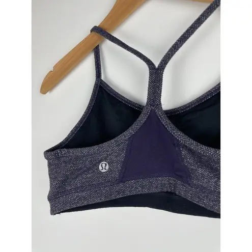 Lululemon Flow Y Nulu Bra, Light Support, Navy Herringbone Pattern, Size 6 Blue - Image 4