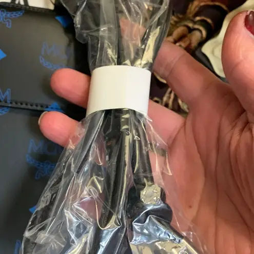 MCM Authentic Leather VISETOS logo print phone/card lanyard/Crosby