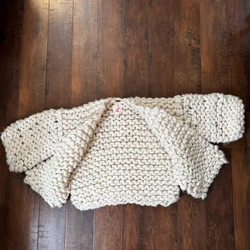 Hand knit, chunky, merino wool cardigan sweater/jacket, approx size M/L White Size L
