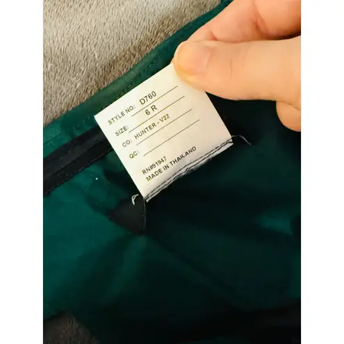 Alfred Sung NWT Alfred Sung Size 6R OFF SHOULDER CUFF TRUMPET GOWN FRONT SLIT HUNTER GREEN