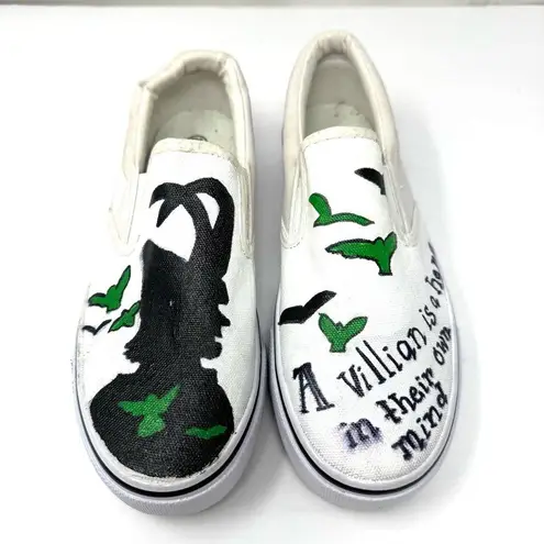 LEINIER hand painted slip on sneakers, size 40, NWOT White