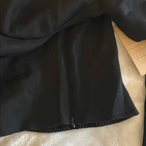 JustFab NWT  Black Women's Long Sleeves Crop Top