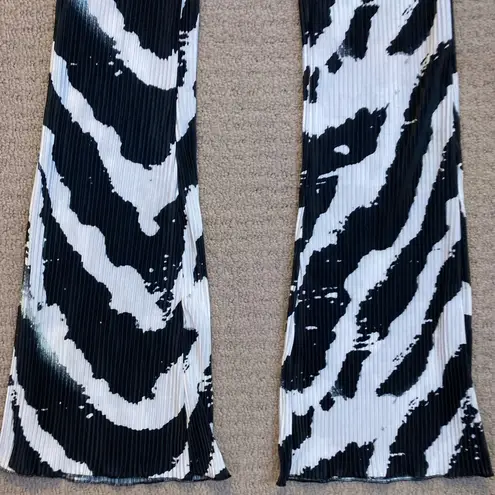 Nasty Gal Zebra Wave Print Flare Pants