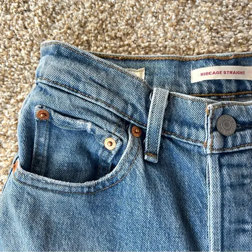 Levi's Levi’s Ribcage Straight Jeans Super High Rise 25x27 Light Wash