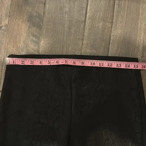 Soft Surroundings Black Snake print Leggings Size S, Chic Trendy Essential