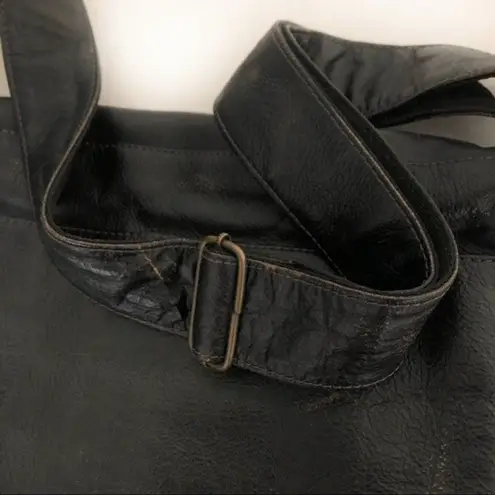 wilson's leather  Black Messenger Bag Distressed Adjustable Strap UNISEX