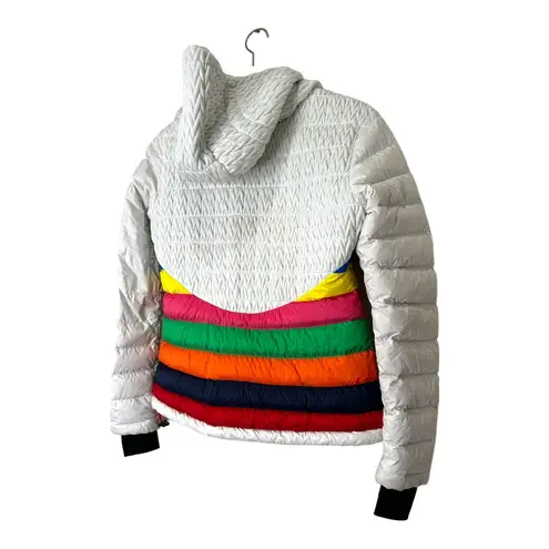 Perfect Moment Rainbow Chevron Down Ski Jacket Size Medium White