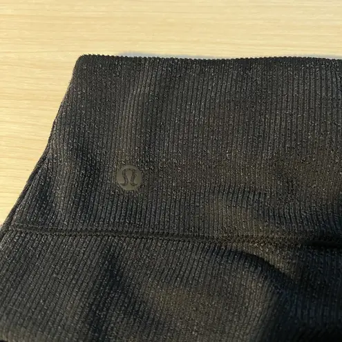 Lululemon 8 Brushed Softstreme Ribbed Flared Pant 32.5" Zip Ankle W5EUBS Workout Black Size 28