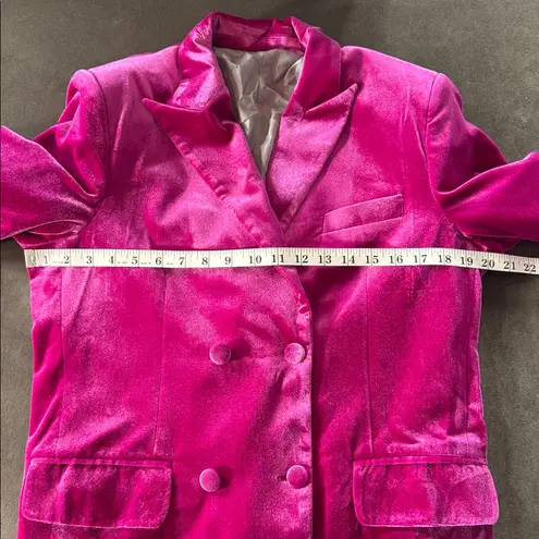 Women’s Pink Double Breasted Velvet 2 Piece Pant Suit Peak Lapel Size M NEW Size M